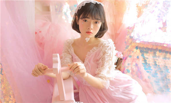 白河供卵试管代怀生子多少钱？这一直是很多不孕不育家庭关注的话题。在中国，不孕不育的发生率越来越高，根据《中国不孕不育现状调研报告》显示，育龄夫妇的不孕不育率从20年前的3%增长至现在的12.5%-18.2%，患者人数高达6000万以上。在这样的背景下，许多家庭通过供卵试管来实现自己的生育梦想。那么，供卵试管代怀生子的费用到底是多少呢？